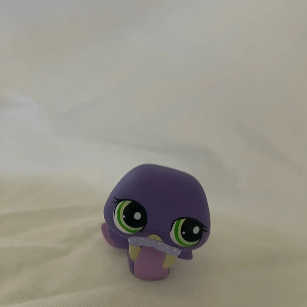 Littlest Pet Shop SPECIAL EDITION Purple WALRUS #1511* Seal LPS